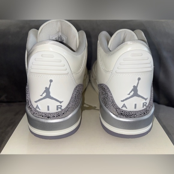 NWT WMNS Jordan 3 “sail & Metalic silver” - Picture 9 of 11
